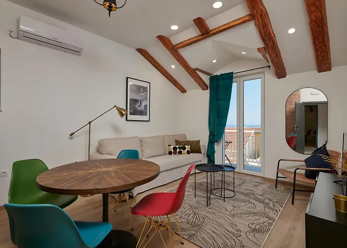 Apartments Maruna